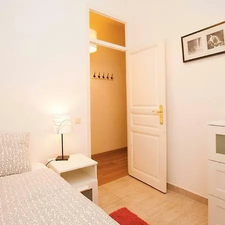 M64 Apca Rent Апартаменты Барселона